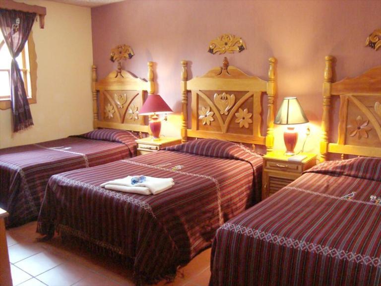 Hotel Y Restaurante Villa Nebaj ภายนอก รูปภาพ
