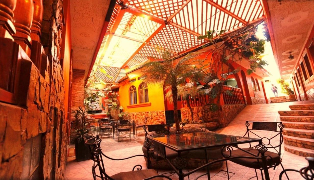 Hotel Y Restaurante Villa Nebaj ภายนอก รูปภาพ
